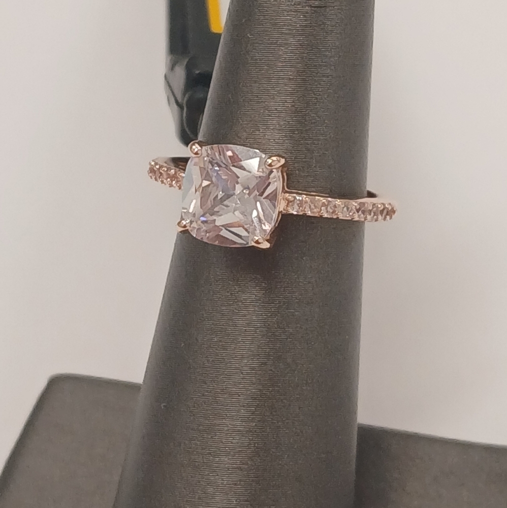 Nwt Rose Gold & Champagne CZ Stone Ring Size 7 Walmart - Picture 2 of 5
